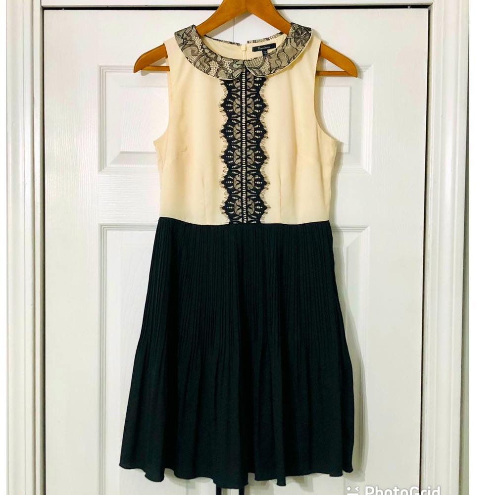 Monteau Black and Cream Pleated Mini Dress-XS